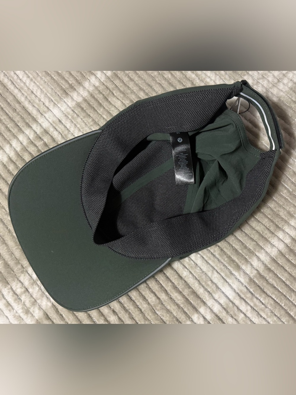 ✨Lululemon Fast & Free Run Hat✨ - Picture 3 of 5